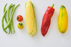 Quick salad with corn